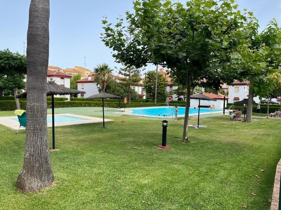Precioso Apartamento Con Ubicacion Perfecta En Playa Islantilla Exterior photo